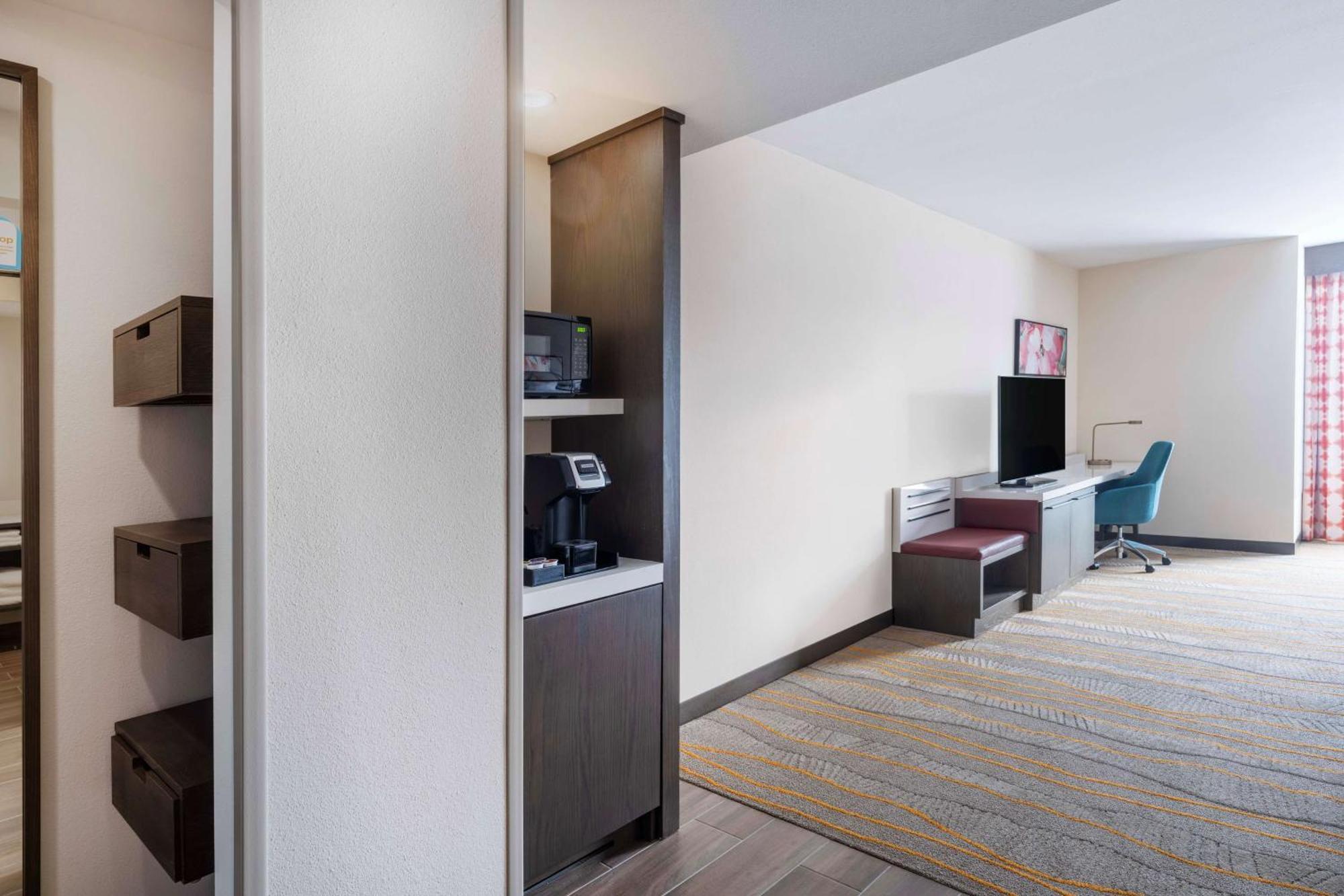 Hilton Garden Inn Pomona, Ca Esterno foto